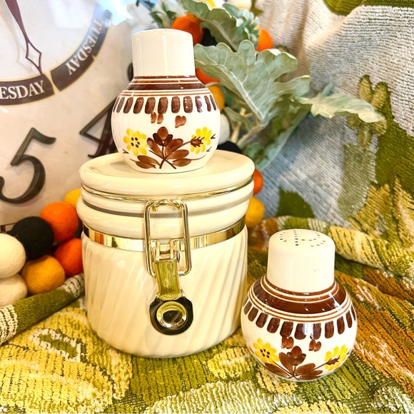 Vintage Stoneware Latched Canister With Set of Two Mid Mod Retro Salt and Pepper - Picture 3 of 8